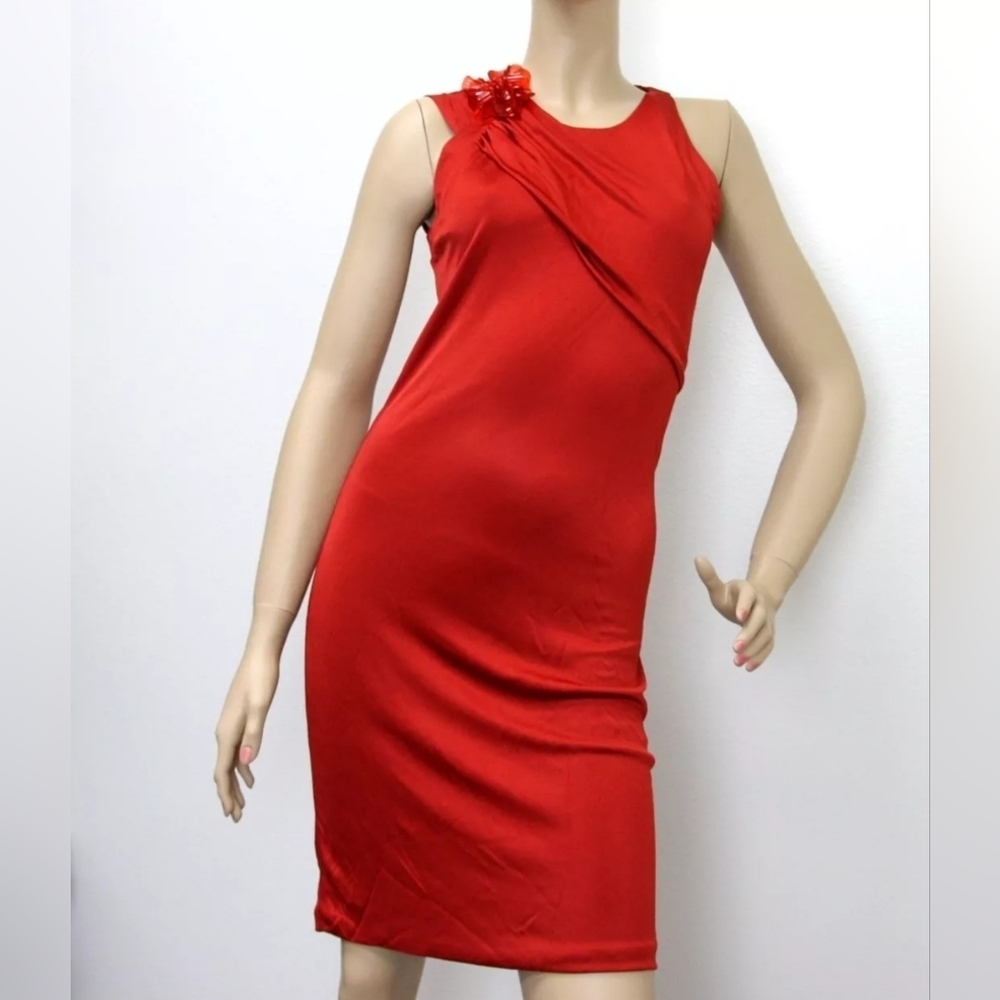 GUCCI Red Sleeveless Dress with Shoulder Detail, New - Picture 2 of 11